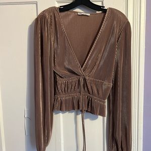 Chromatic brown blouse, size unknown but likely a small. Perfect for a night out